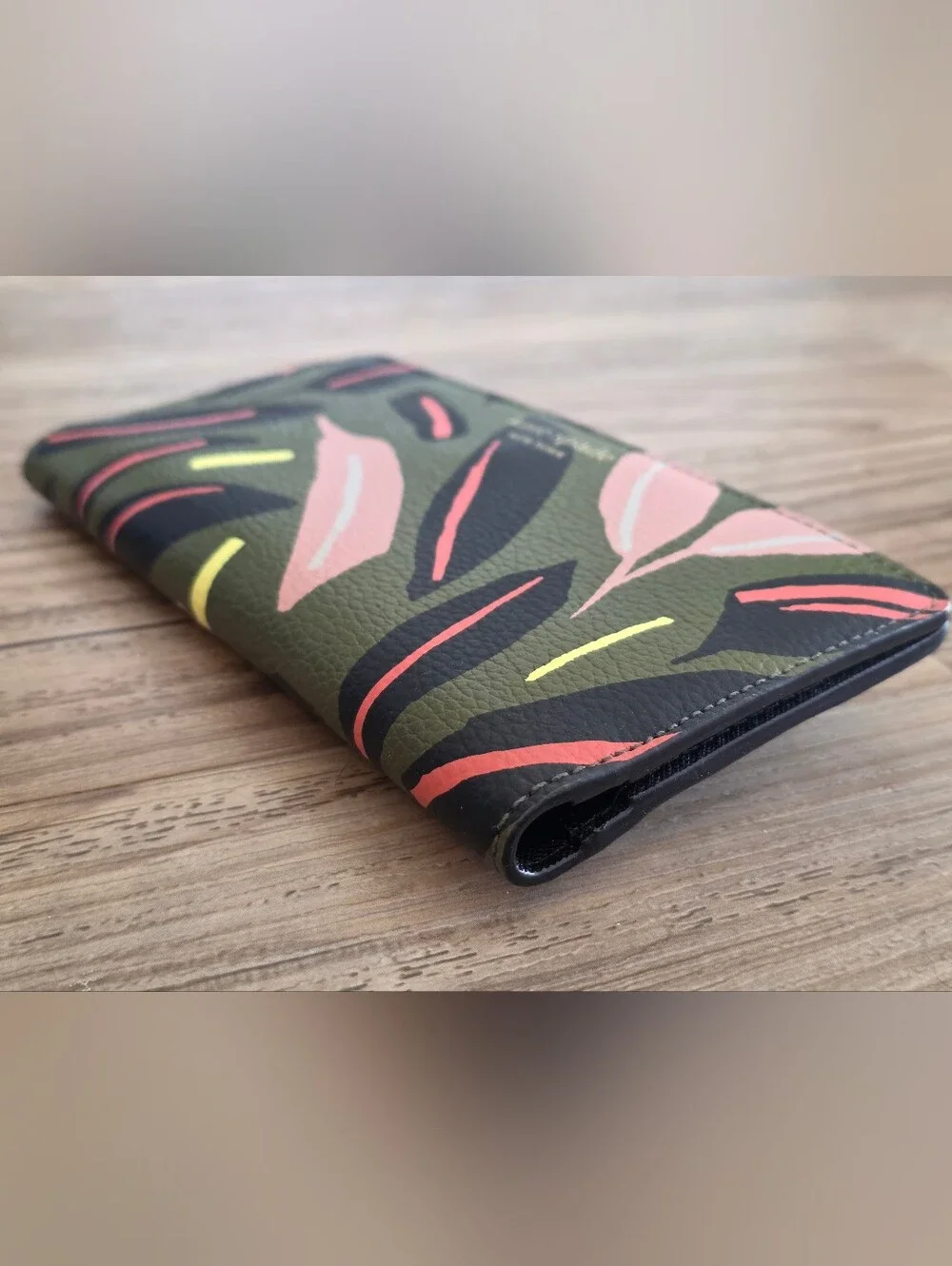 kate spade Eva Modern Feather Wallet